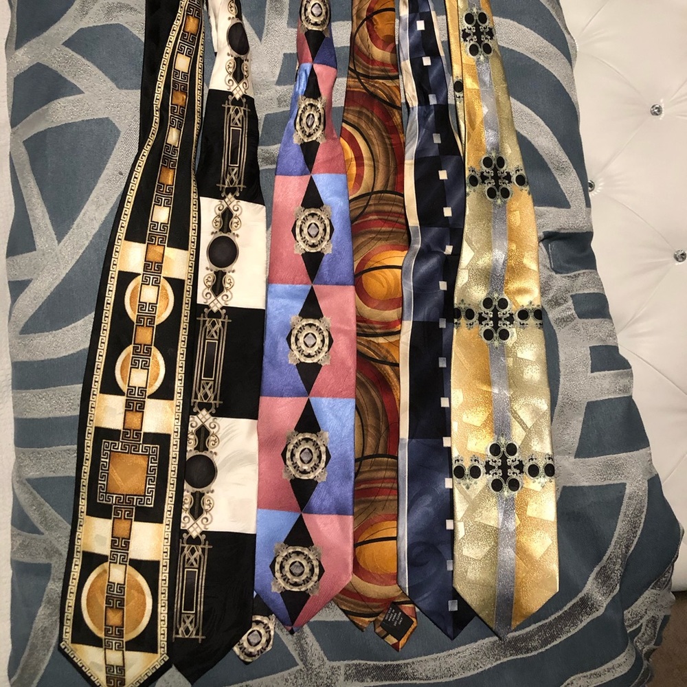 Gently used 6 variety ties-various designers